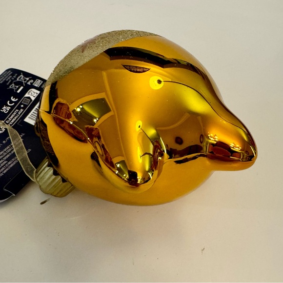 NWT. Disney Wish Star sketchbook glass ornament. 
Sculpted glass ornament - Picture 4 of 7